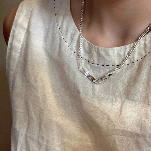 Wholesale 925 Sterling Silver Twisted V-thread necklace - Image 4