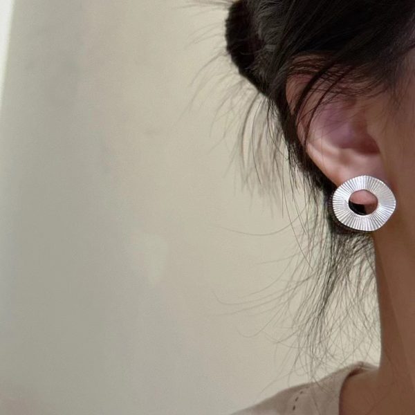 Wholesale 925 Sterling Silver Striped Circle Earrings - Image 4