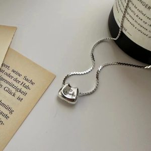 Wholesale 925 Sterling Silver Engraved Believe Vintage-style Necklace