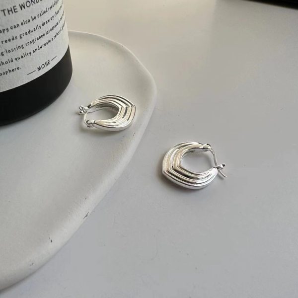 Wholesale 925 Sterling Silver V-shaped Ear Clips