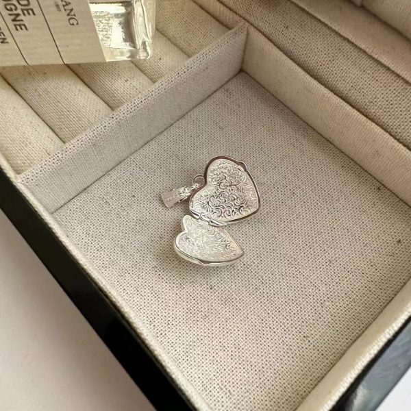 Wholesale 925 Sterling Silver Heart Pendant In Silver&Gold - Image 3