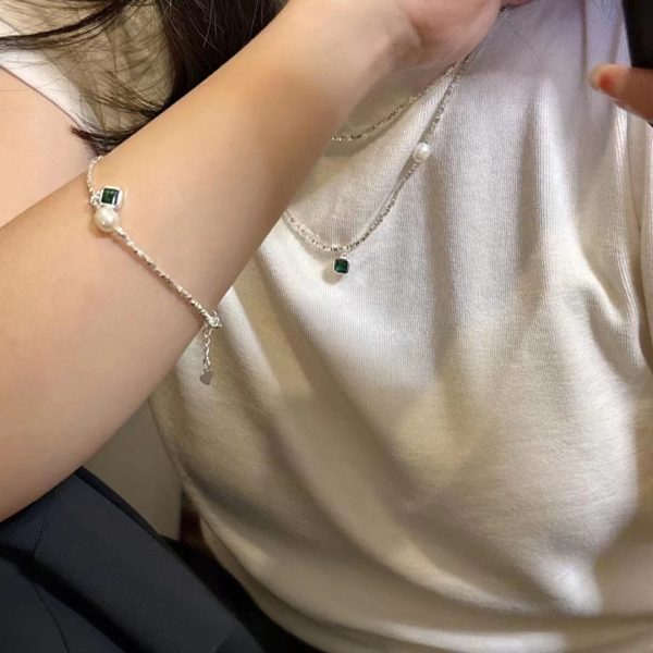 Wholesale 925 Sterling Silver Green Diamond Freshwater Pearl Crushed Silver Light Luxury Necklace ＆ Bracelet - Image 4