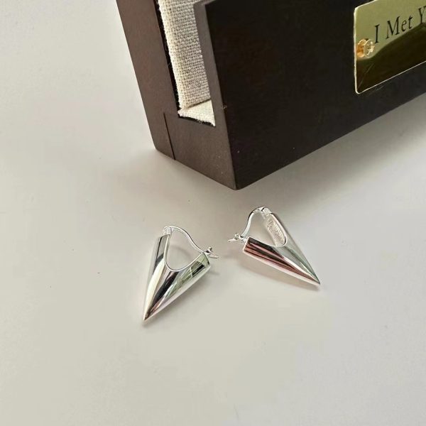 Wholesale 925 Sterling Silver Rivet Earrings