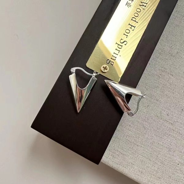 Wholesale 925 Sterling Silver Rivet Earrings - Image 2