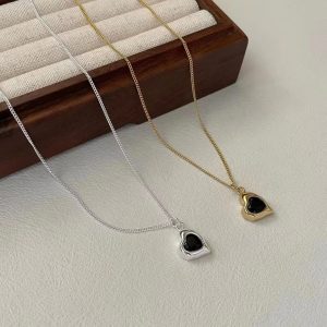 Wholesale 925 Sterling Silver Black Zircon Heart Necklace