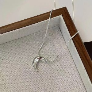 Wholesale 925 Sterling Silver Moon Necklace