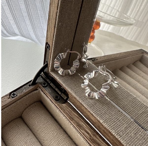 Wholesale 925 Sterling Silver Flower Hoop Earrins