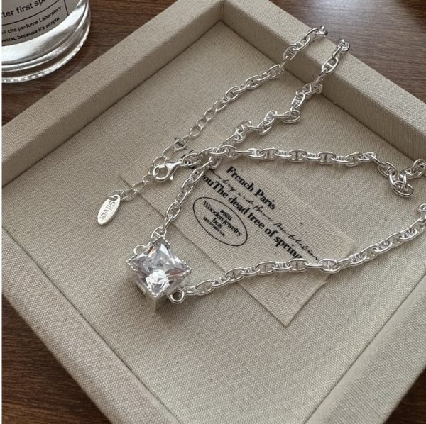Wholesale 925 Sterling Silver Double Sided Zircon H Necklace - Image 2