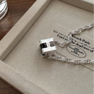 Wholesale 925 Sterling Silver Double Sided Zircon H Necklace