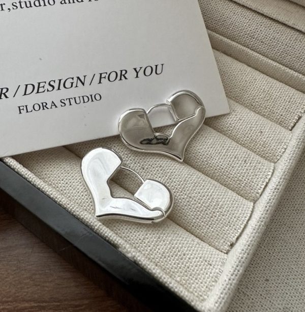 Wholesale 925 Sterling Silver Love Earrings