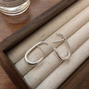 Wholesale 925 Sterling Silver Bent Hook Stud Earrings