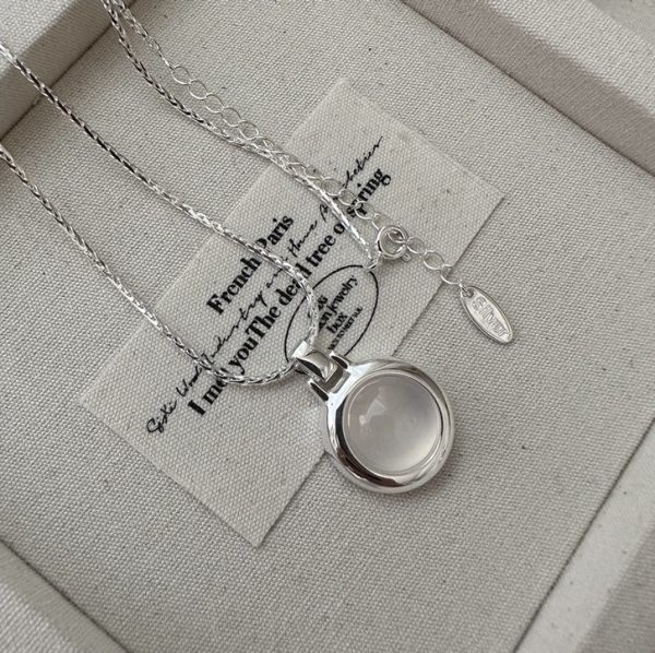 Wholesale 925 Sterling Silver White Agate Necklace