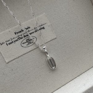 Wholesale 925 Sterling Silver French Engraved Chanceux Necklace