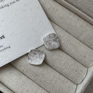 Wholesale 925 Sterling Silver Sparkling Frosted Earrings