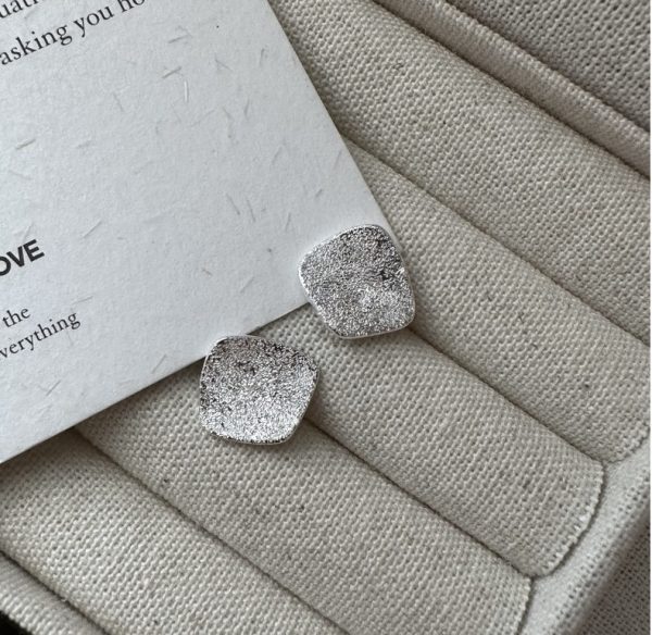 Wholesale 925 Sterling Silver Sparkling Frosted Earrings