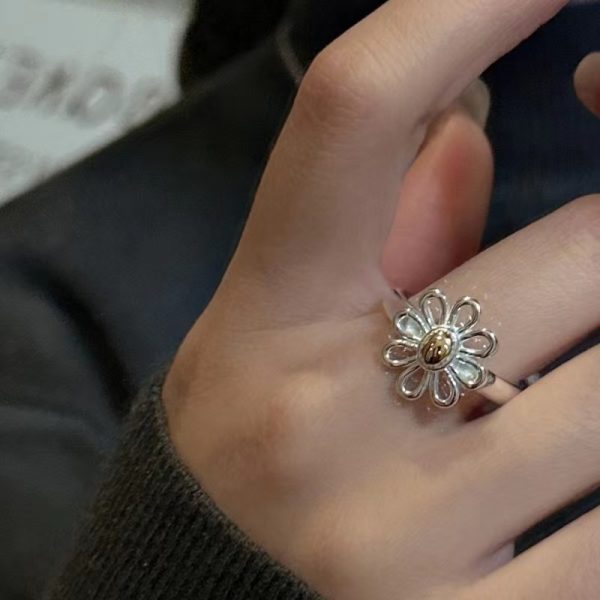 Wholesale 925 Sterling Silver Daisy Flower Necklace & Earrings & Ring - Image 8