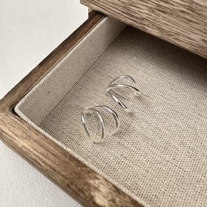 Wholesale 925 Sterling Silver Triple Clawed Earrings