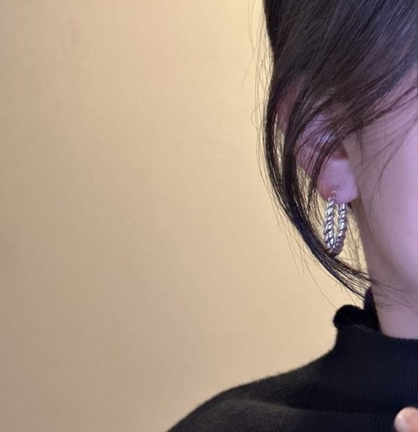 Wholesale 925 Sterling Silver Croissant Big Hoop Earrings - Image 4