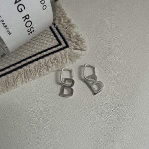Wholesale 925 Sterling Silver Initial B Buckle Earrings