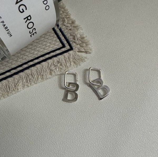 Wholesale 925 Sterling Silver Initial B Buckle Earrings