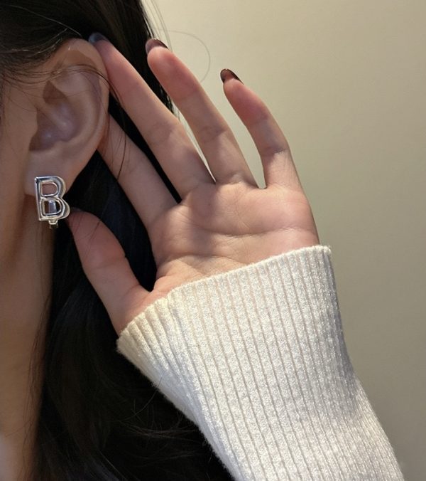 Wholesale 925 Sterling Silver Initial B Buckle Earrings - Image 5