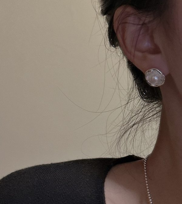 Wholesale 925 Sterling Silver Flower Freshwater Pearl Stud Earrings - Image 4
