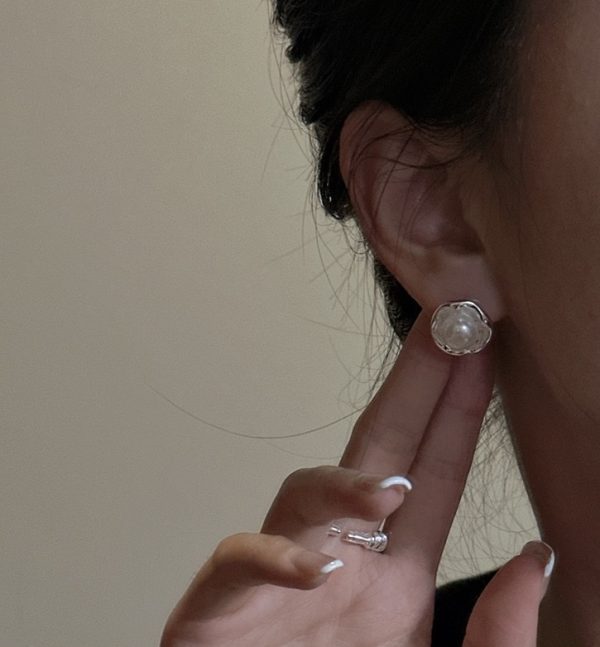 Wholesale 925 Sterling Silver Flower Freshwater Pearl Stud Earrings - Image 6