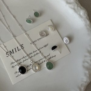 Wholesale 925 Sterling Silver Oval Natural Stone Necklace