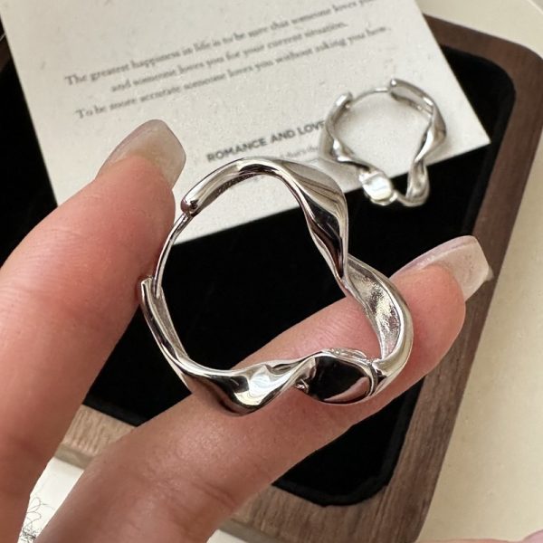 Wholesale 925 Sterling Silver Irregular Curved Buckle Earrings - Image 3