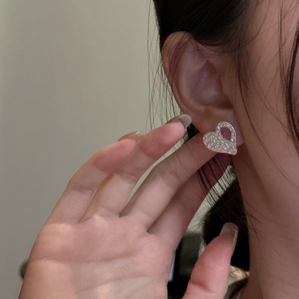 Wholesale 925 Sterling Silver Hollow Texture Heart Stud Earrings - Image 5