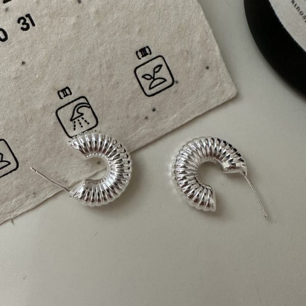 Wholesale 925 Sterling Silver Hollow Threaded Earrings