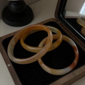 Wholesale Natural Gemstone Fancy Agate Bangle