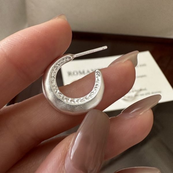 Wholesale 925 Sterling Silver Color Separation Moon Stud Earrings - Image 3