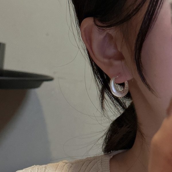 Wholesale 925 Sterling Silver Color Separation Moon Stud Earrings - Image 4