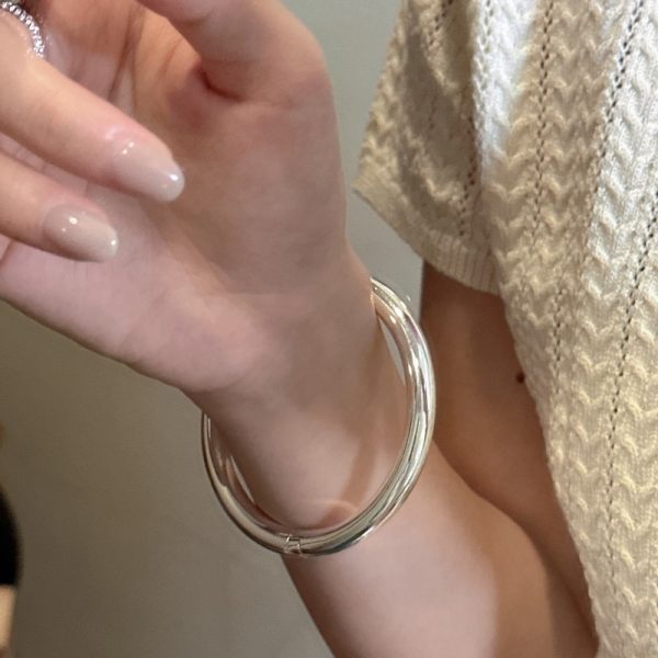 Wholesale 925 Sterling Silver Basic Hollow Fashionable Bangle - Image 4