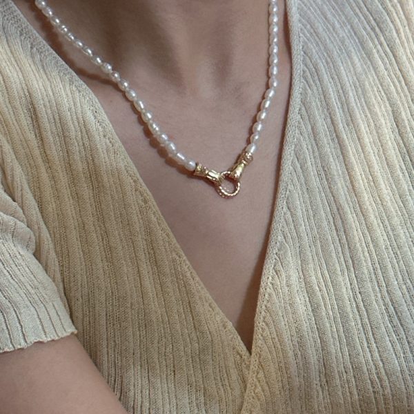 Wholesale 925 Sterling Silver Hand In Hand Pearl Necklace - Image 5