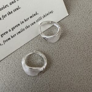 Wholesale 925 Sterling Silver Twist Buckle Earrings