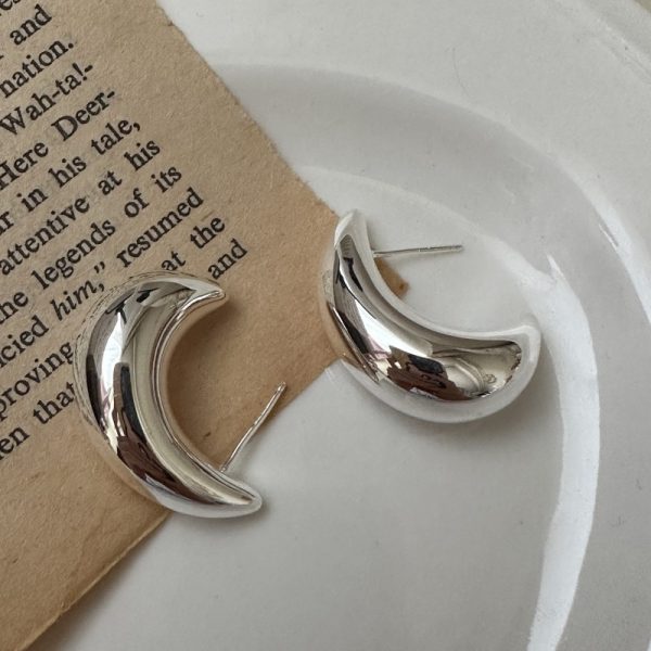Wholesale 925 Sterling Silver Hollow Moon Stud Earrings - Image 3