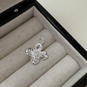 Wholesale 925 Sterling Silver Flower Pendant