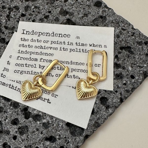 Wholesale 925 Sterling Silver Love Earrings - Image 2