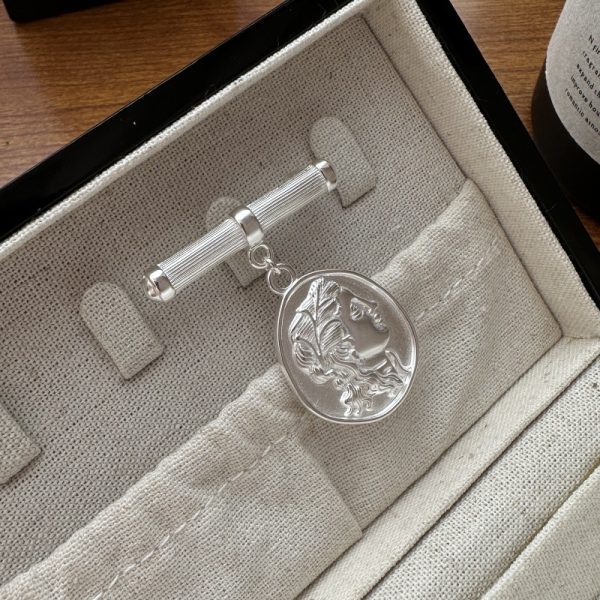 Wholesale 925 Sterling Silver Figure Brooch