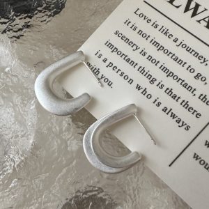 Wholesale 925 Sterling Silver U-shaped Frosted Earrings