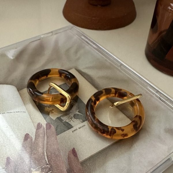 Wholesale 925 Sterling Silver Leopard Hoop Earring In Gold - Image 2