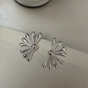 Wholesale 925 Sterling Silver Daisy Stud Earrings