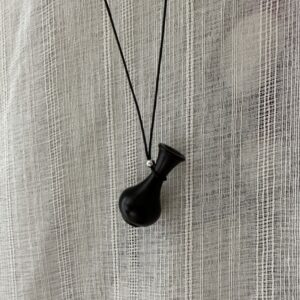 Wholesale 925 Sterling Silver Black Vase Necklace