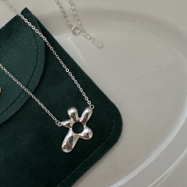 Wholesale 925 Sterling Silver Plain Flower Ring & Necklace & Earrings - Image 2