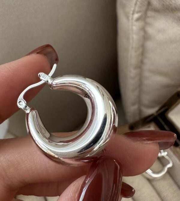 Wholesale 925 Sterling Silver Chunky U-shaped Earrings - Image 3