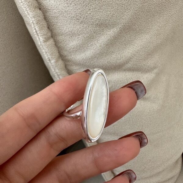 Wholesale 925 Sterling Silver Oval White Shell Necklace & Ring & Earrings - Image 3