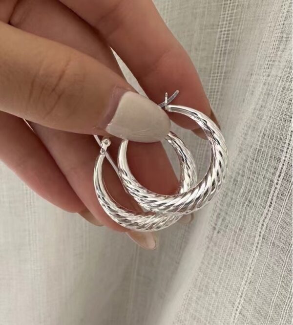 Wholesale 925 Sterling Silver Croissant Hoop Earrings - Image 3