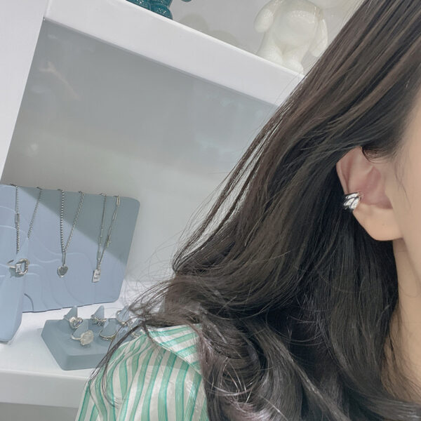 Wholesale 925 Sterling Silver C-shaped Ear Cuff - Image 4